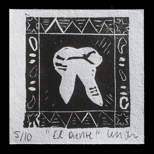 "El Diente" by Cecelia Tio