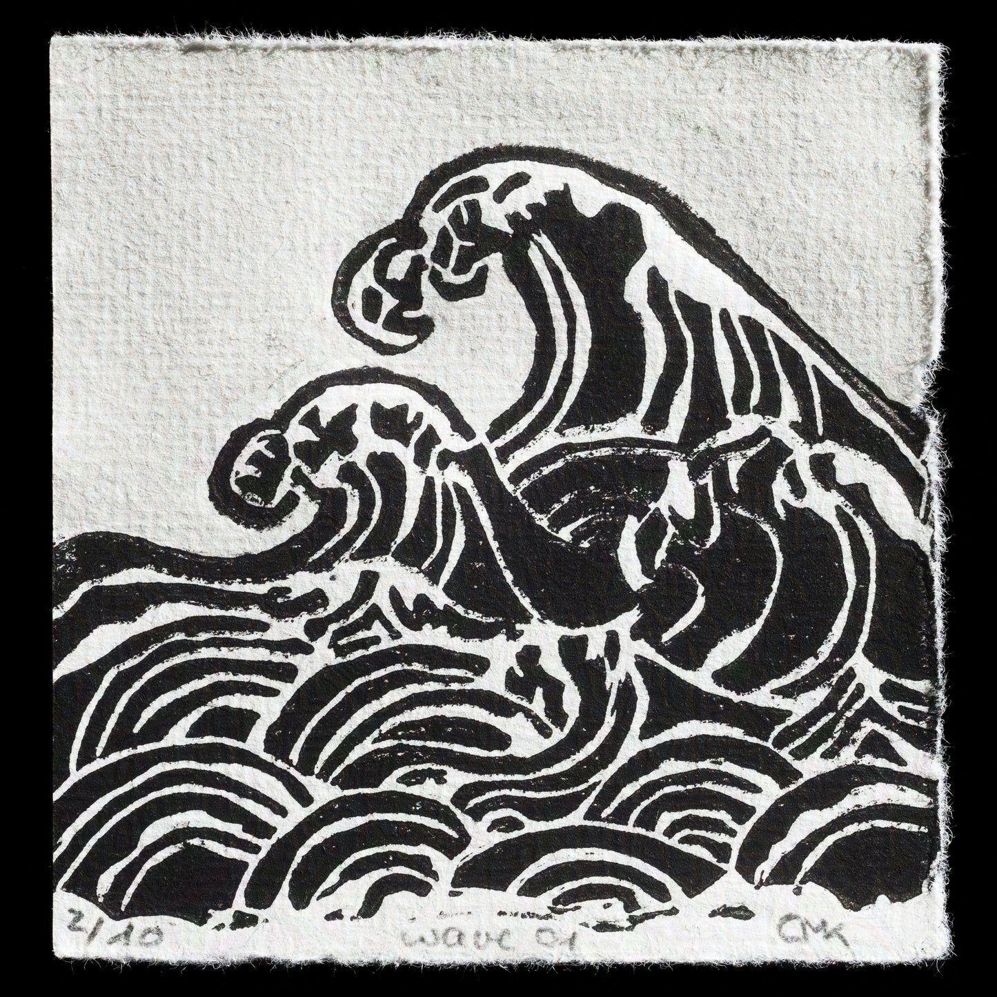 The image depicts a black-and-white linocut print titled "wave 01" by Costa-Mario Kowalewsky. The print features a stylized wave design, created using a combination of linocut, lithography, and watercolor techniques. The monochromatic color scheme consists of various shades of grey, with white accents used to highlight the wave's crests. The print is signed by the artist in the bottom-left corner.